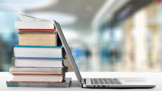 Започна обучението на учителите за работа с инструментите на дигиталната