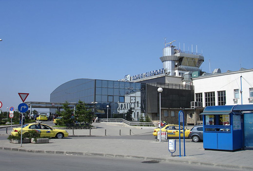 Турски самолет кацна аварийно на летище София