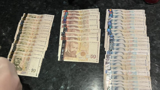 Служители на ГДБОП са задържали двама мъже за склоняване към