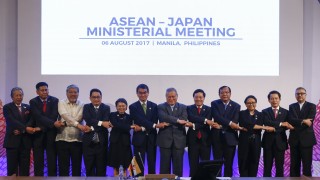 АСЕАН и Китай с първа стъпка към приемане на кодекс за поведение в Южнокитайско море
