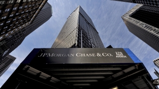 Нетната печалба на американската JPMorgan Chase amp Co една от
