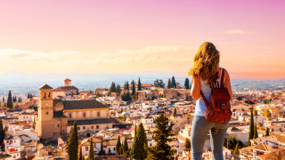 Със своята богата история и култура омагьосващия Париж живописни селца