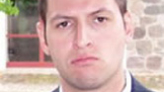 Трудна година за кабинета прогнозира "Индъстри уоч"