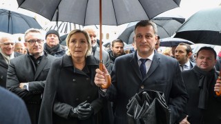 Марин льо Пен и оглавяваният от нея Национален фронт поведе
