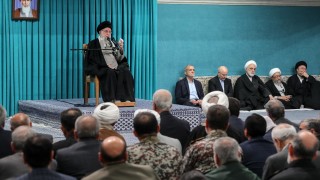 Върховният лидер на Иран Аятолах Али Хаменей категорично отхвърли предложението