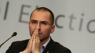 Евродепутатът и зам председател на ВМРО Ангел Джамбазки коментира капитулацията на