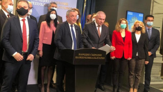 Веселин Марешки и Валери Симеонов ще водят листите във Варна и Бургас