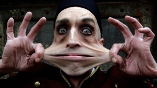 Гари Търнър от Обединеното кралство наближава своята 25 та годишнина като