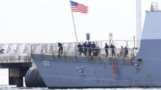 Висши служители от Белия дом и ВМС на САЩ са