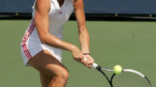 Каратанчева се класира за II кръг в Патая