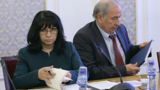НЕК няма да се справи с дълговете си, енергетиката във финансов колапс
