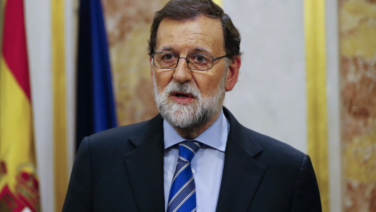 Премиерът на Испания Мариано Рахой обяви, че няма да свиква