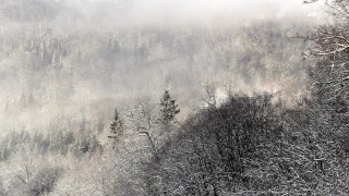 Майски сняг падна в Родопите