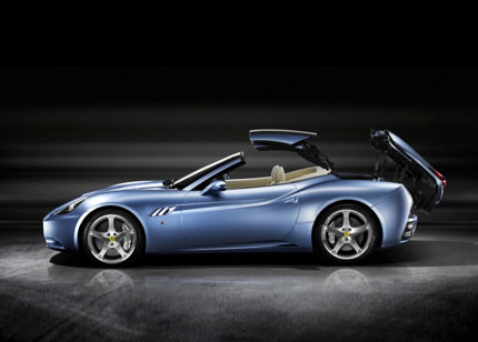 Шуми, Райконен, Маса и Ferrari California GT