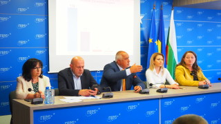 ГЕРБ СДС изпрати покани за срещи до всички партиите