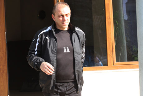 Илиян Илиев лидер в Ангола