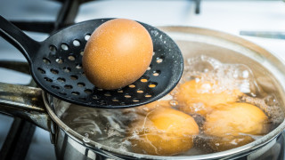 Как да сварим здрави яйца за Великден