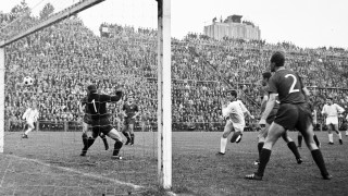 Германската Бундеслига е първото първенство в Европа което беше прекъснато