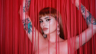 Преди около три месеца Рут Колева ни изненада с новата