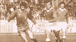 Днес бившият нападател и треньор на Левски Ангел Станков