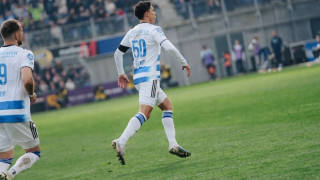 Цволе записа много важна победа срещу Алмере Сити с 1 0