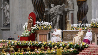 Папа Франциск осъди жестокостта на войната в Украйна на литургия