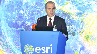 Вицепремиерът и министър на транспорта и съобщенията Гроздан Караджов се