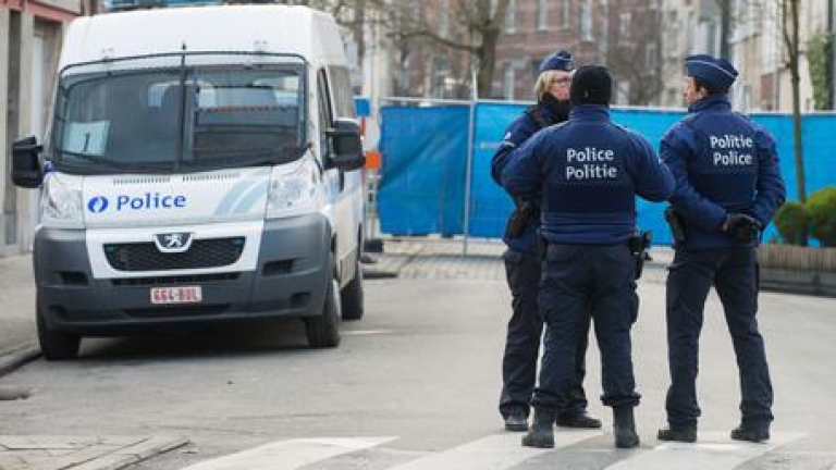 Белгийската полиция продължава да издирва нападателя, който вчера . Стрелбата
