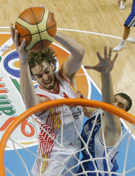 Испания на полуфинал в баскетбола
