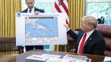 Тръмп показа фалшива карта с "Дориан" в опит да потвърди невярно съобщение