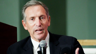 Бившият шеф от Старбъкс Хауърд Шулц който се оттегли от