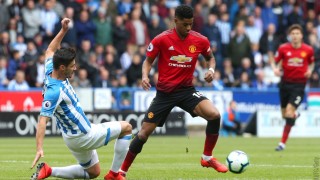 Хъдърсфийлд изненадващо не загуби домакинството си на Манчестър Юнайтед в