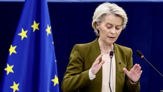 Фон дер Лайен: Европа е пред хибридна война, традиционната отбрана не стига