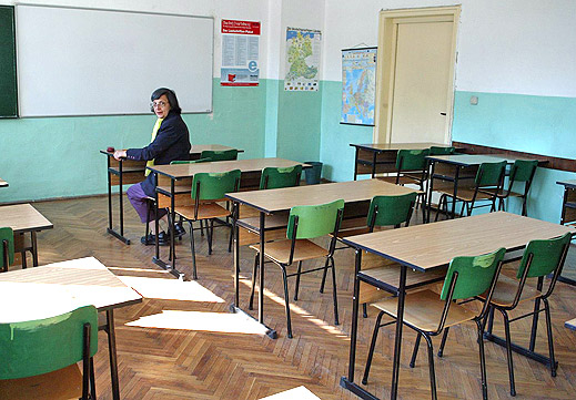 Учителите във Варна ще покачват с 1% на ден искането си за повишение