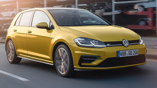 Volkswagen представи обновeния Golf VII (ВИДЕО)