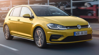 Нов двигател на VW Golf ще се гаси, докато колата се движи по инерция