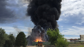 15 пострадали при пожар в химически завод в Испания