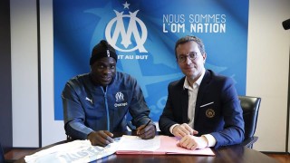 Марио Балотели официално е футболист на Олимпик Марсилия Таранът преминава