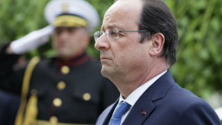 Къде сбърка Франсоа Оланд?