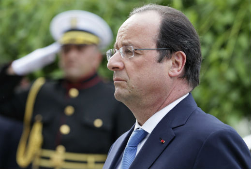 Къде сбърка Франсоа Оланд?