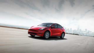 Производителят на електромобили Tesla показа най новия си Model Y