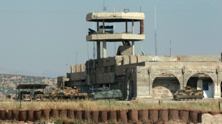 Атаки с дронове и ракети бяха извършени срещу две военни