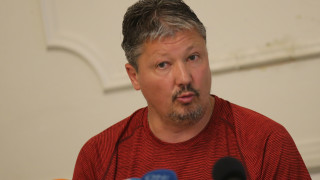 Бившият футболист и треньор на ЦСКА Любослав Пенев е сред