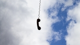  Телефонна линия за наранени от войната деца бе открита 