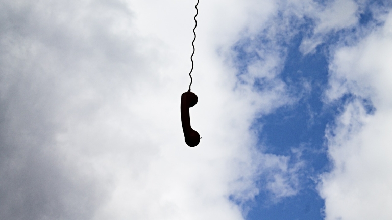 Телефонна линия за засегнати от войната деца бе открита