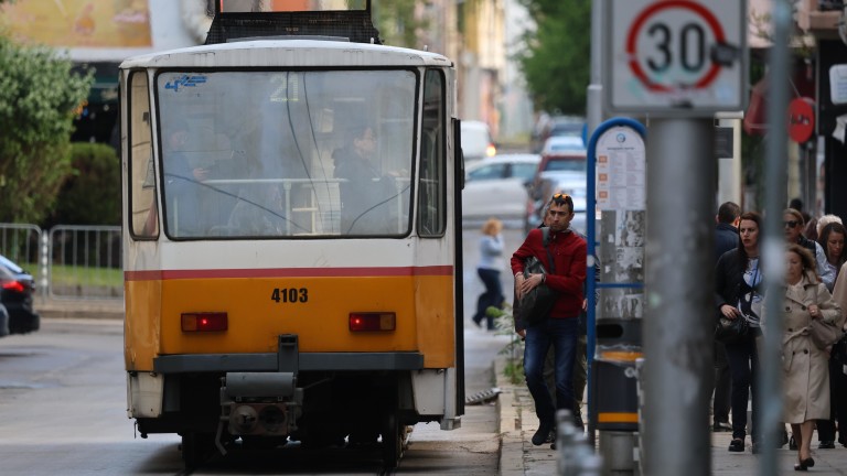 Столична община пуска допълнителен транспорт за Задушница