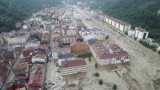 27 жертви на наводненията в Северна Турция