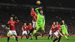 Юнайтед изстрелва свой играч сред най-платените защитници във Висшата лига