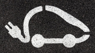 Основната тема при електромобилите е максималният им пробег с едно