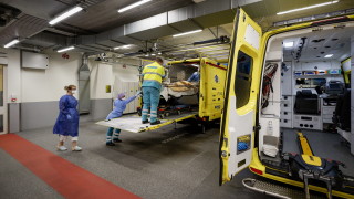 Коронавирус: И Нидерландия и Португалия с нови рекорди за заразени и починали
